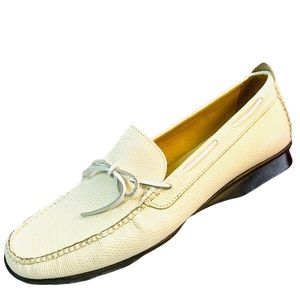 Cole Haan Country Ivory Leather Loafers Size 9